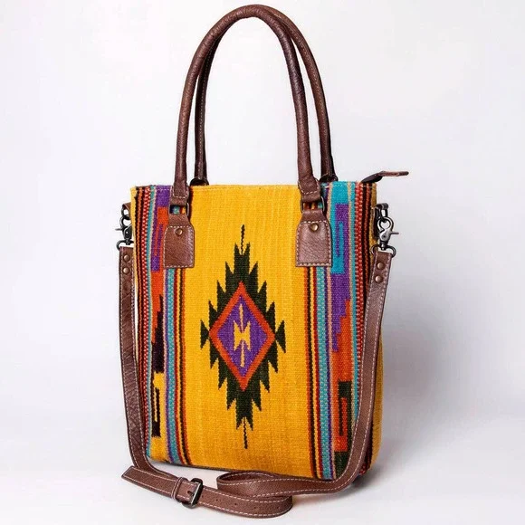 American Darling Saddle Blanket Tote Handwoven Wool Leather Bag - Picture 2 of 6